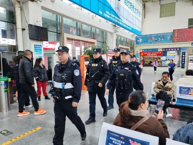 景中警,护你平安游都匀