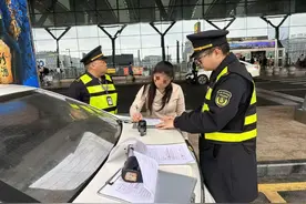 注销后仍违规运营！贵阳执法部门：扣车+重罚图片