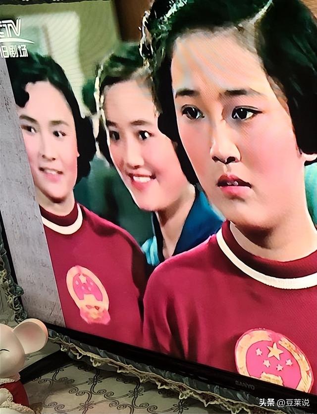 钟南山做梦没想到，自己89岁高龄的妻子	，如今再次为他“争光”