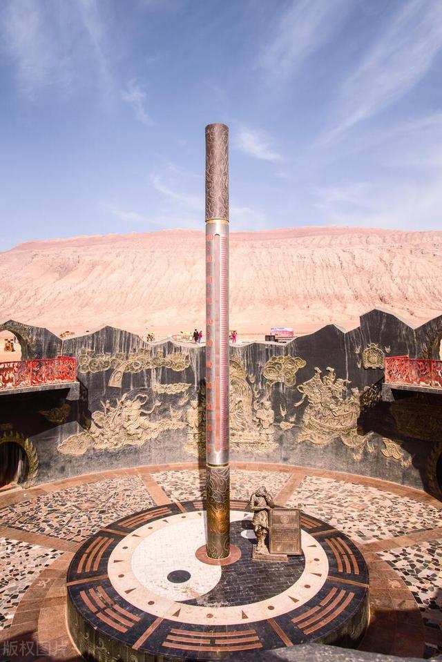 中国最美系列！一座正在燃烧的山，新疆火焰山游玩攻略来啦，快冲