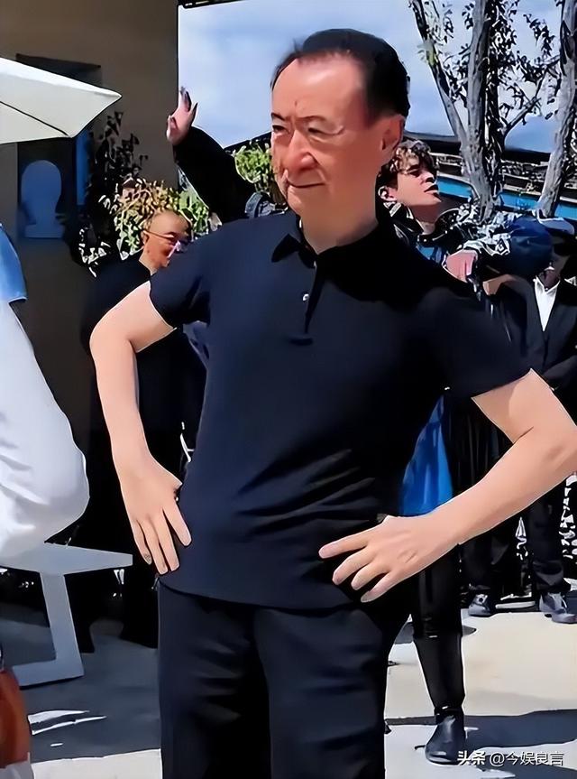 牡丹花下死，做鬼也风流！37岁“纵欲过度”的王思聪，再陷大丑闻