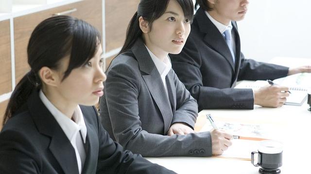 日本骂中国吃乌鸦！结果反被扒食鸦历史，还拿乌鸦做成刺身