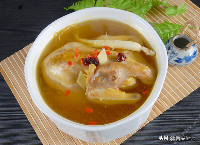 花胶淮山鸡肉黄芪汤 花胶淮山煲鸡汤的功效