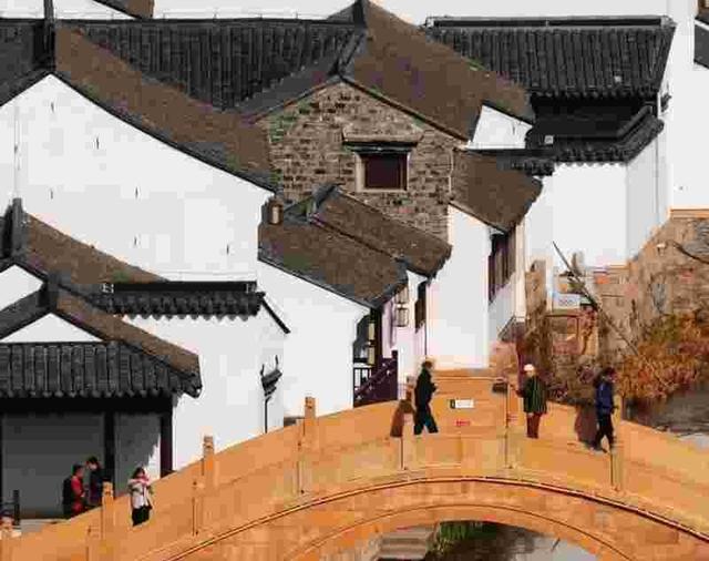 我是扬州人，去了河北张家口，不吹不黑，张家口比网上评价还要好