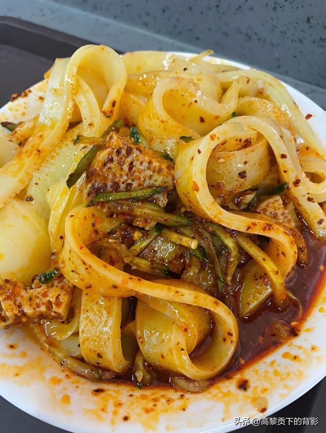 舌尖上的西北烟火天堂：我的兰州正宁路夜市美食之旅