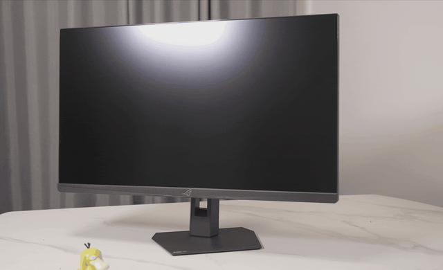 2K255Hz，0.3ms响应，1k出头ROG绝杀27二代香不香