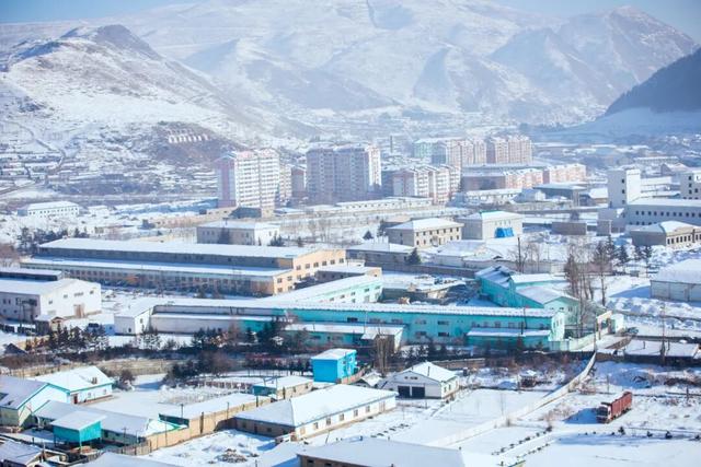 当千年崖城披上银装，会美成什么样子？