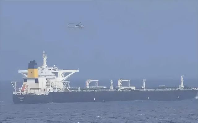 美国回应来了！香港油船被扣后白宫：对委石油“隔离”至少2个月