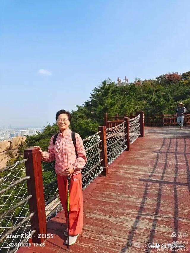 青岛大珠山记：从石门寺到拜佛台的云端巡礼｜ 申艳娟