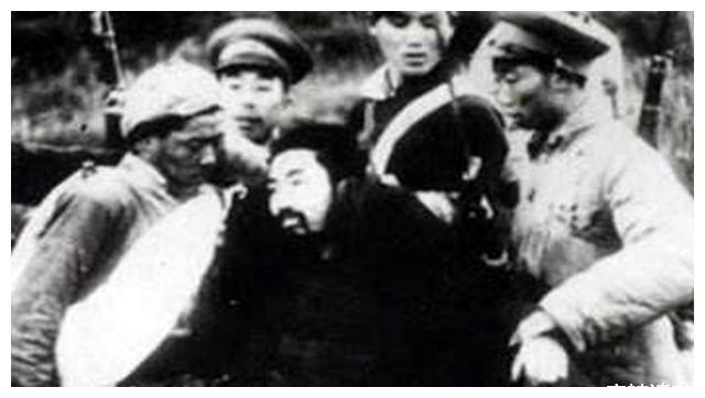 滇西第一恶匪张结巴，吃人剜心，活剥人皮，200多人命丧其手