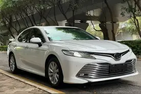 40岁应该开什么车，盘点5款中年大叔最喜欢的轿车图片