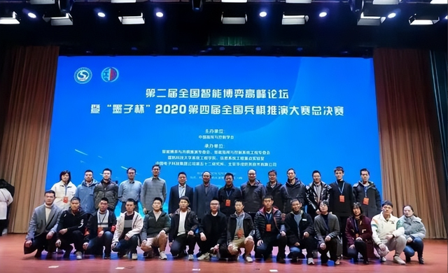解放军智能技术专家冯旸赫，下班后意外死亡，外媒：中国再遭重创