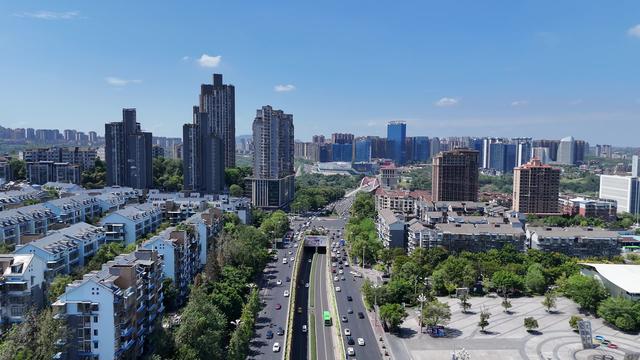 北京没想到，河北没想到，现在的承德，怎么突然这么火了