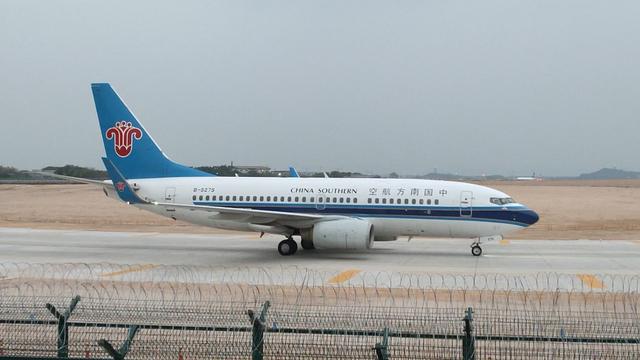 首富夫妻逃亡两年终落网	，一人暴力抗法，一人狂卷9.7亿海外被抓