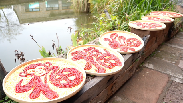 南丰：古镇冬日焕新景 业态升级添活力