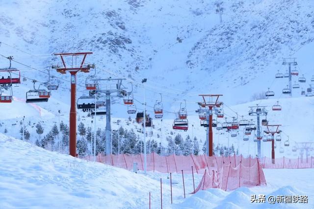 根本坐不住！“雪假”来新疆滑雪呀！
