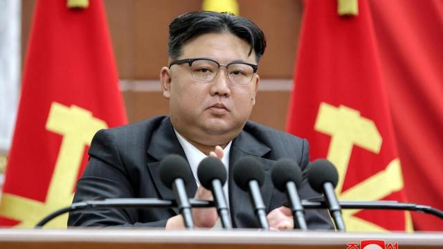 26国领导人来北京看阅兵，金正恩排在第二位，超出了所有人预料