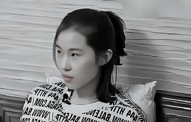 湖南一女子因长得太漂亮，55岁没上过一天班，颜值曝光后网友感慨