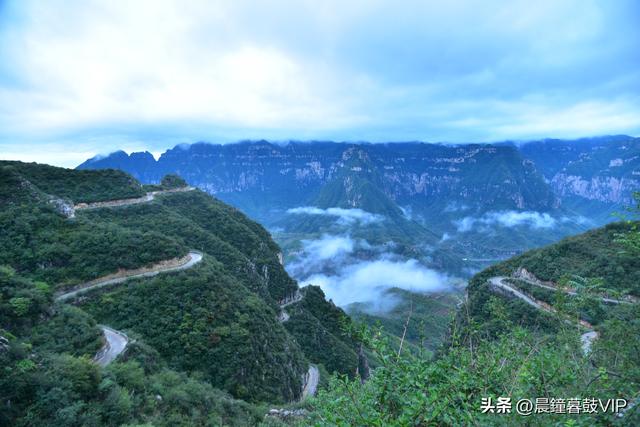 太行山平顺县的天路