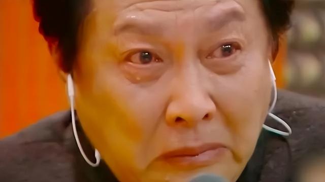 善恶终有报！73岁唐国强综艺疯狂捞金、两个残疾儿子遭到“反噬”
