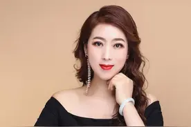 甘肃“第一美女”秦腔演员，身材苗条、长相俊美，深受戏迷喜爱图片