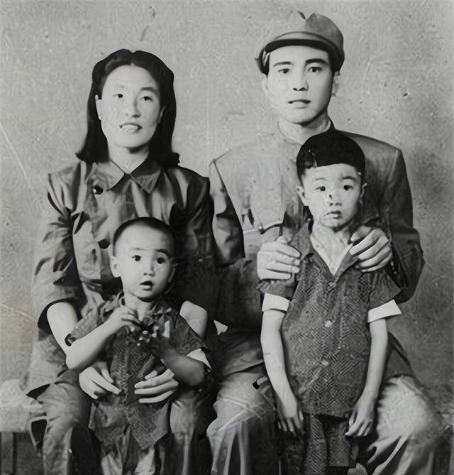 刘青山被枪毙40年后，他亲弟弟公开发言，对毛主席的决定作出评价