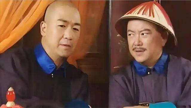 和珅出上联：三斤四两五花肉，纪晓岚对出下联，和珅吓得当场下跪