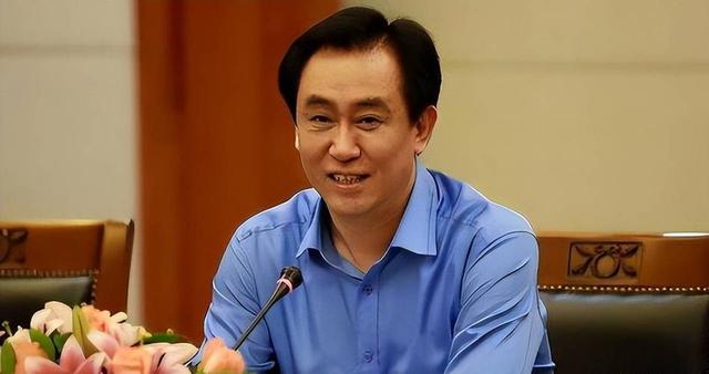 许家印给儿子整了23亿信托基金，却没想到连最小的儿子也被抓了