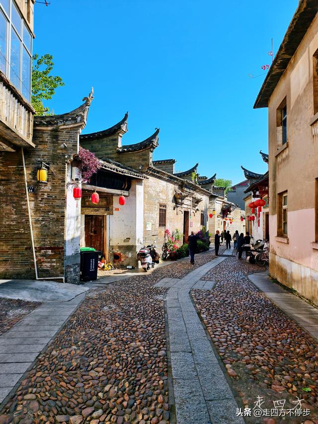 青砖黛瓦间的盛世闲庭——赣州灶儿巷漫游记