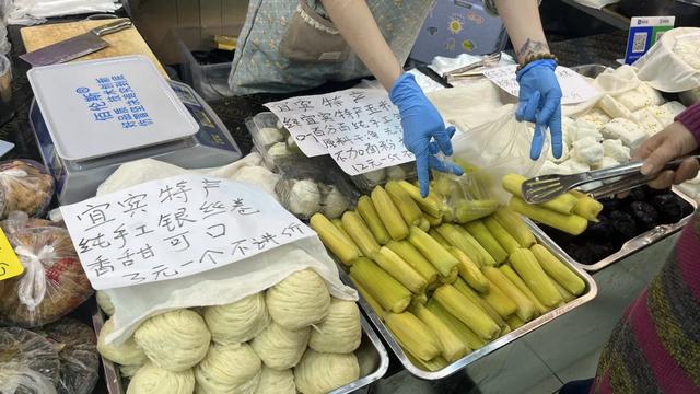 轨道直达的赶场地！地方超大，东西多，买菜这些超方便