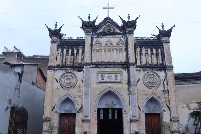 四川大凉山藏着一座千年古镇