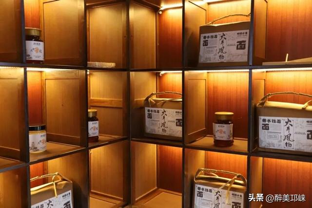 邛崃火井镇太会了！老建筑玩出“新鲜感”，来了就爱上