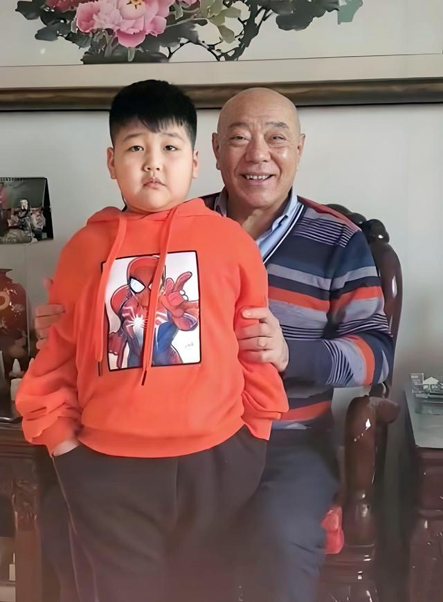 “沙僧”扮演者刘大刚病逝，他56岁前没生过病，与平凡妻子爱一生