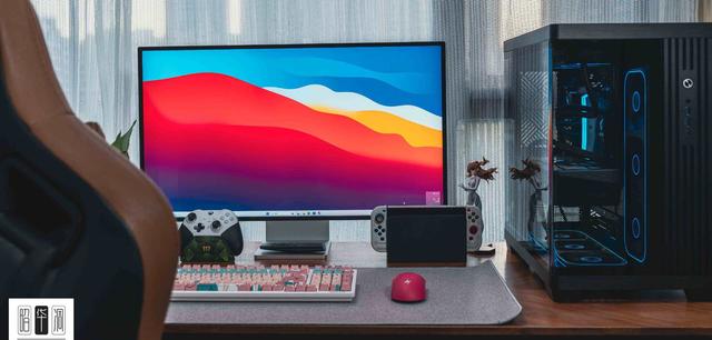 曲面玻璃的通透美学：乔思伯 TK-4 装机实录