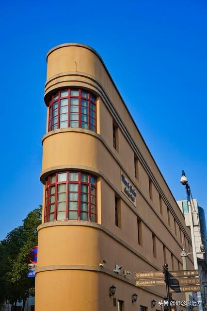 退休去旅行顺道看望几位老同学，我才发现：多年的同学情也淡如水