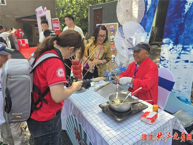 邢台举办“泉心泉意·爱在邢台——百位媒体人百对情侣星愿数字恋爱探秘之旅”活动