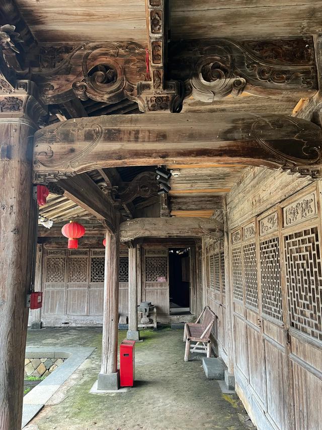 退休夫妻自驾温州泰顺之仕水古镇、胡氏大院、廊桥文化园