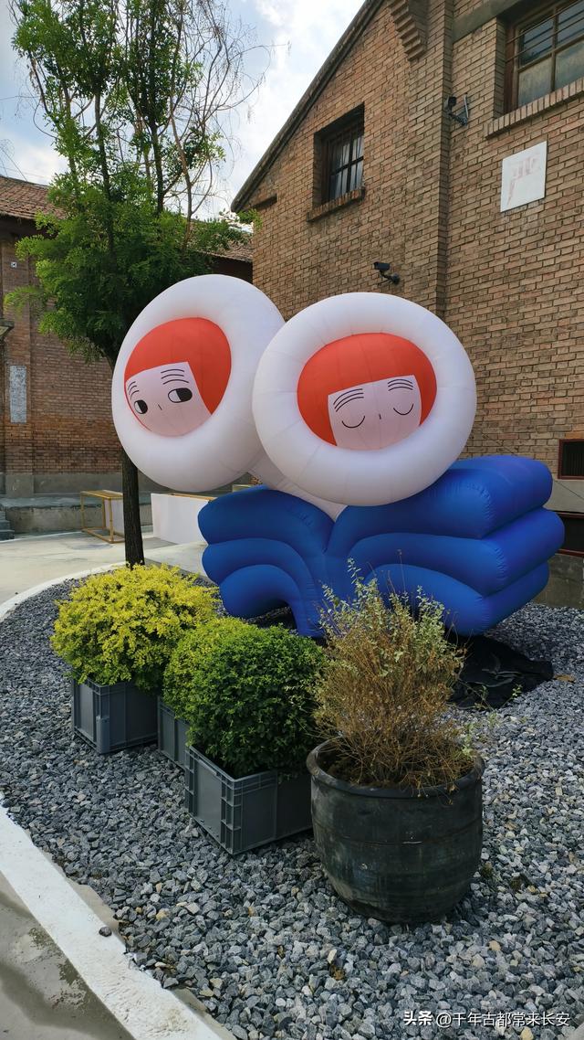 逛西仓市集文创公园有感——老巷里的新旧交响