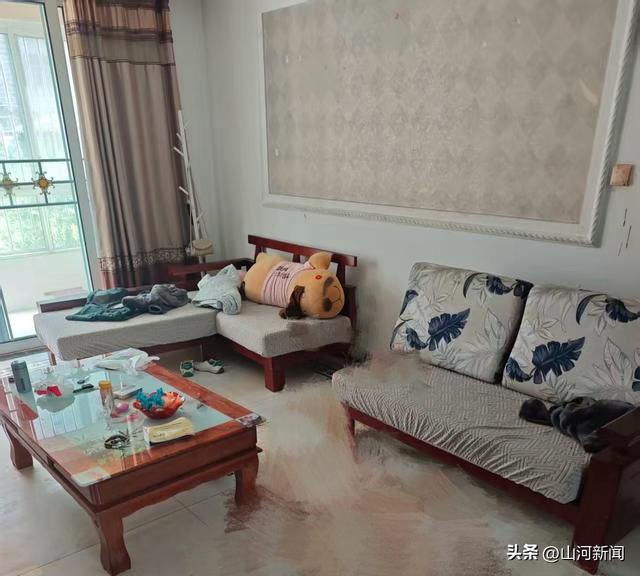 男子诱骗女友透支信用卡后将其刺死案未宣判 被害人表哥：他在庭上辩称是激情杀人