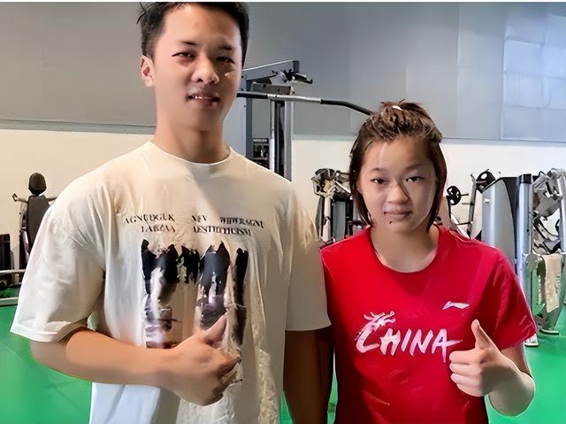 发胖退役风波不到一个月！被人民日报点名的全红婵，彻底打消舆论