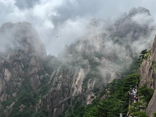 徒步三山五岳：安徽黄山！