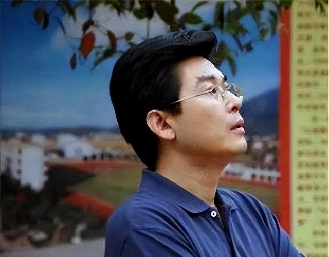 毛主席的外孙孔继宁说我只抽最普通的“中南海”，这种烟4元一盒