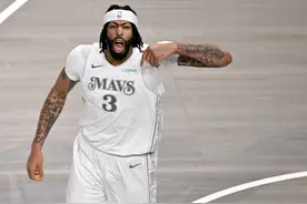 浓眉哥你太强了，加盟独行侠才1场，就打破21世纪NBA纪录图片