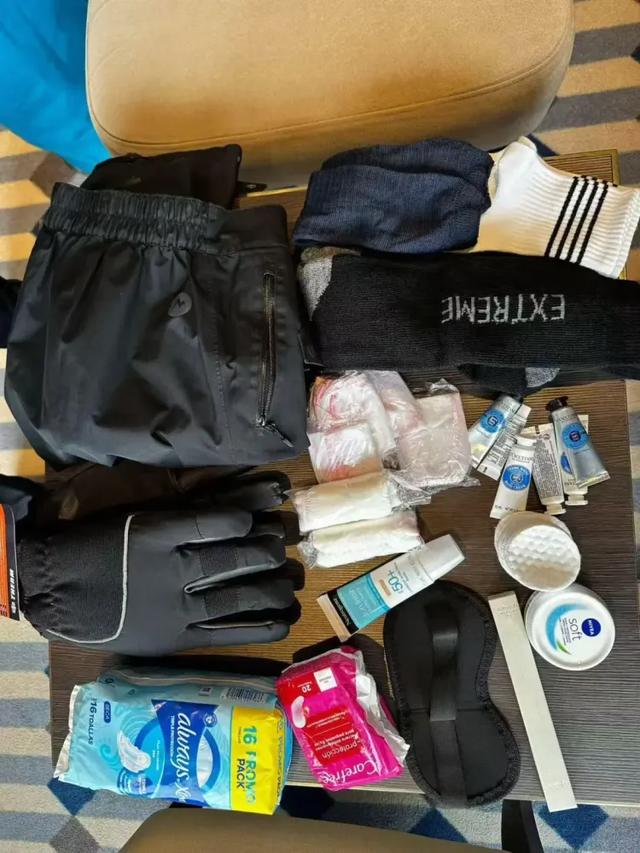 刚下飞机行李就没了!杭州姑娘花10多万去南极旅游却崩溃:衣物全靠借