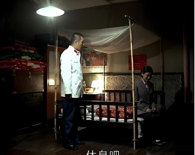 原来《父母爱情》里他们是真夫妻，结婚40年零绯闻，儿子也是导演