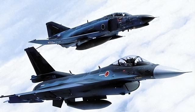 日本应该没想到，日战机刚模拟攻击辽宁号，中国九天母机已经首飞