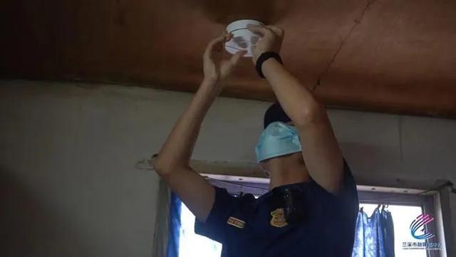 手把手申请！独居老人免费安装"救命按钮"，子女必看攻略