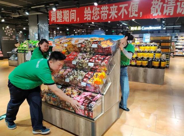 人民日报专访胖东来，正面回应三次拘留的传言，就是要对员工好