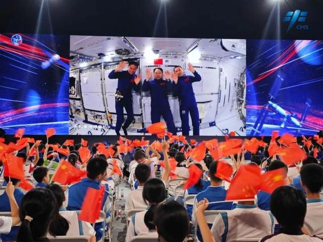 额济纳：最好牧场为航天 大漠深处写忠诚