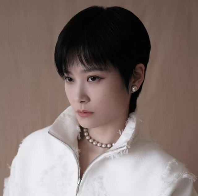 嫁法国老头真相大白5个月后，41岁李宇春近况曝出，一点也不意外